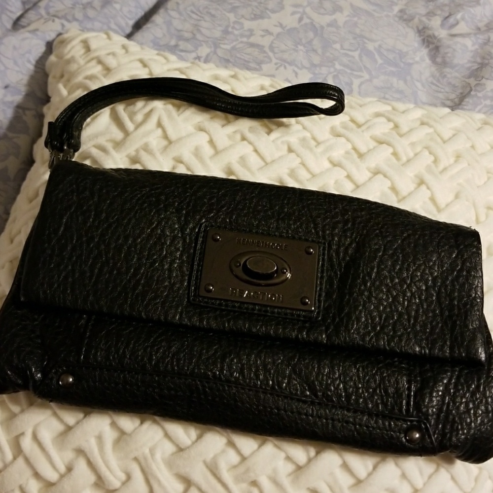 Kenneth Cole reaction clutch